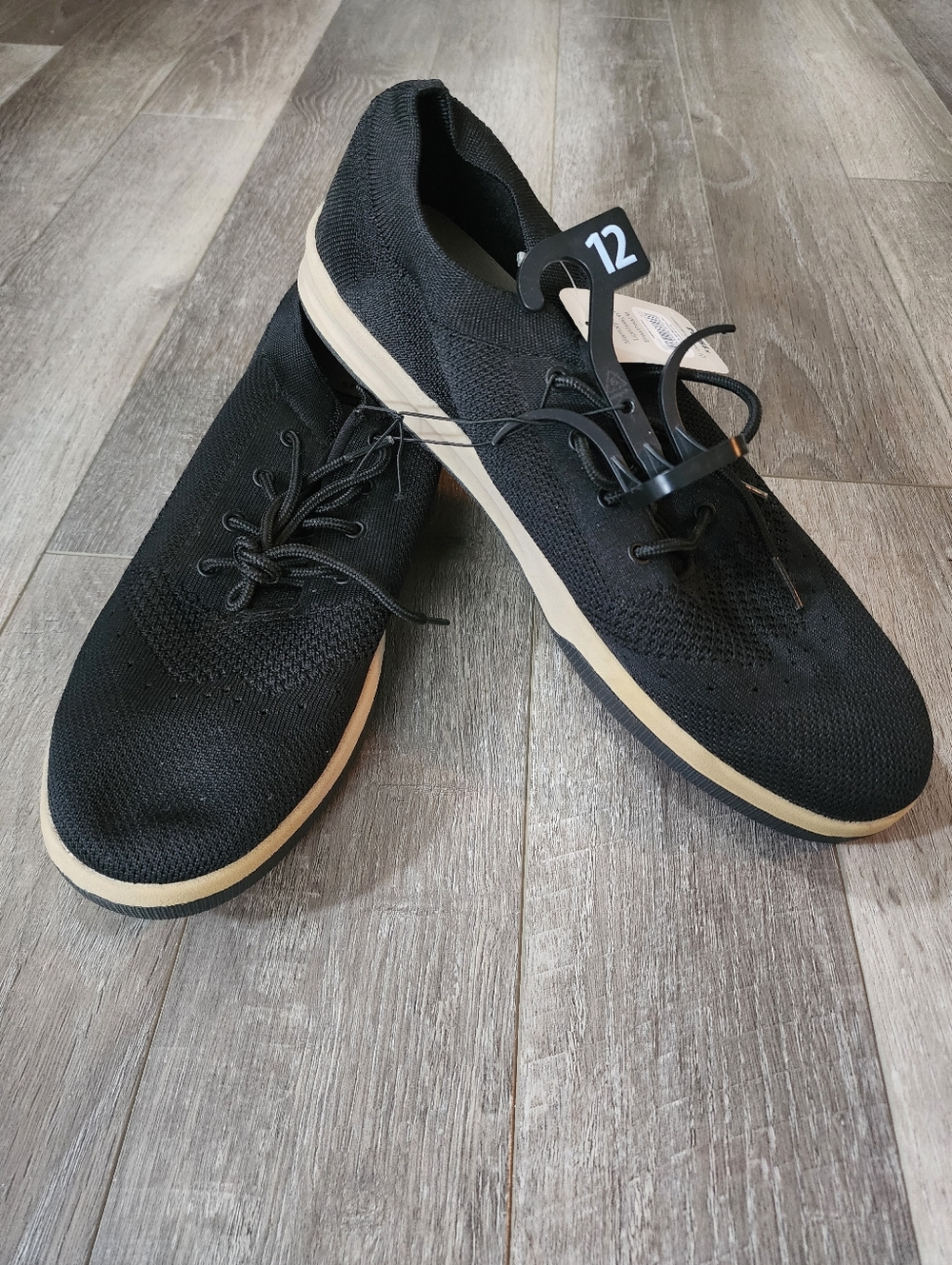 Men's Casual Black Sneakers